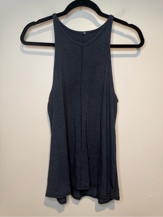 lululemon athletica Tops - Lululemon essence tank dark heather grey